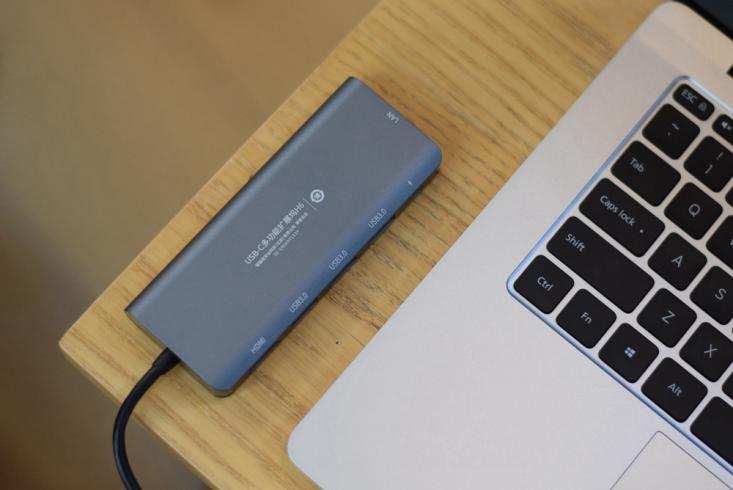 笔记本电脑接口过少怎么办？一个设备快速实现多种接口的拓展需求