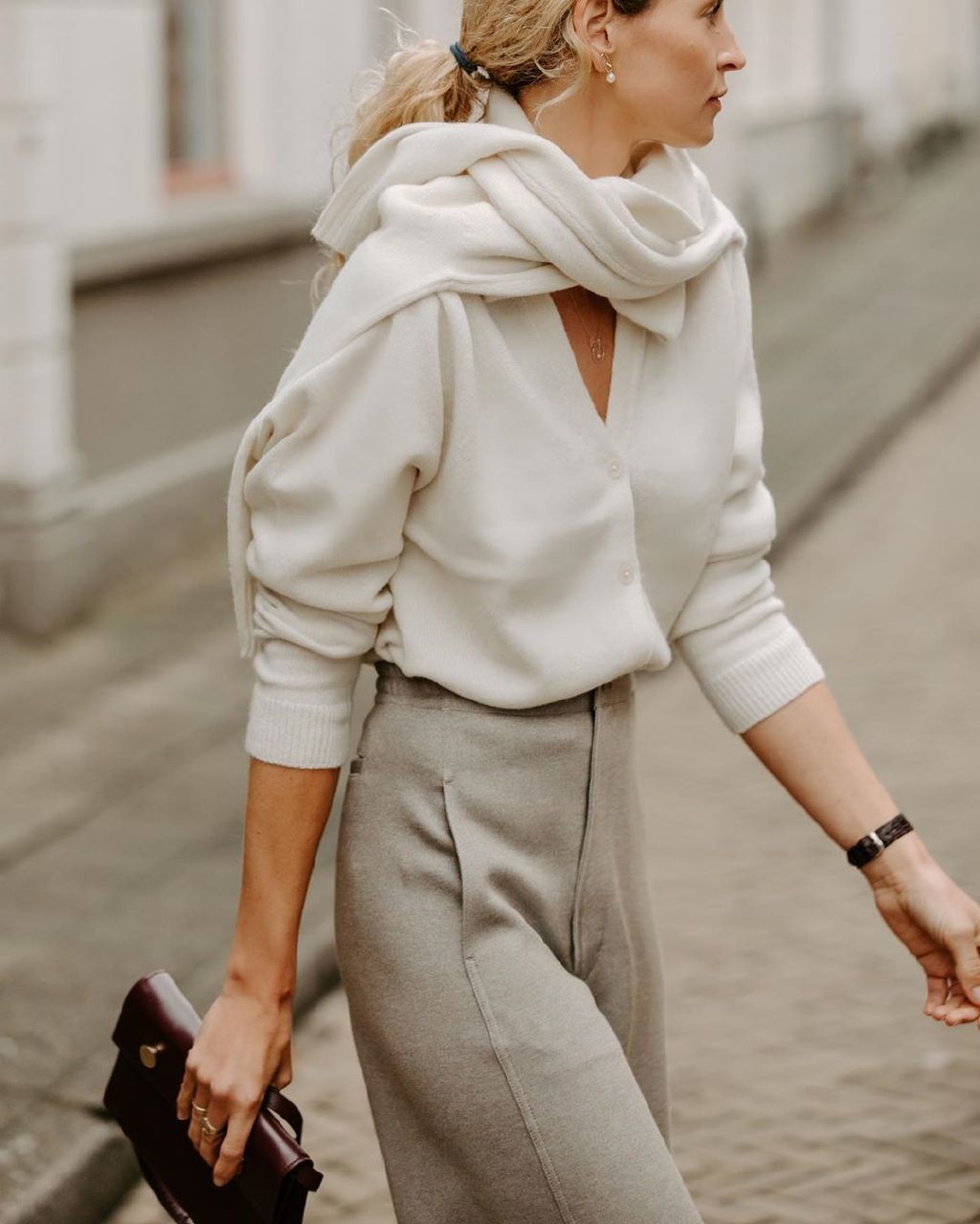 新买的毛衣缩水了怎么办,冬天的毛衣起球起毛怎么办