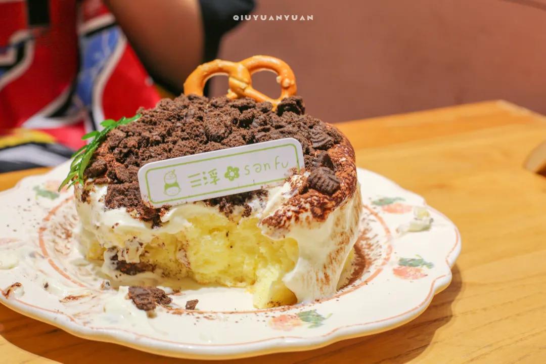 预测这里是下一个望平街，成都东大街背后的新晋红网街