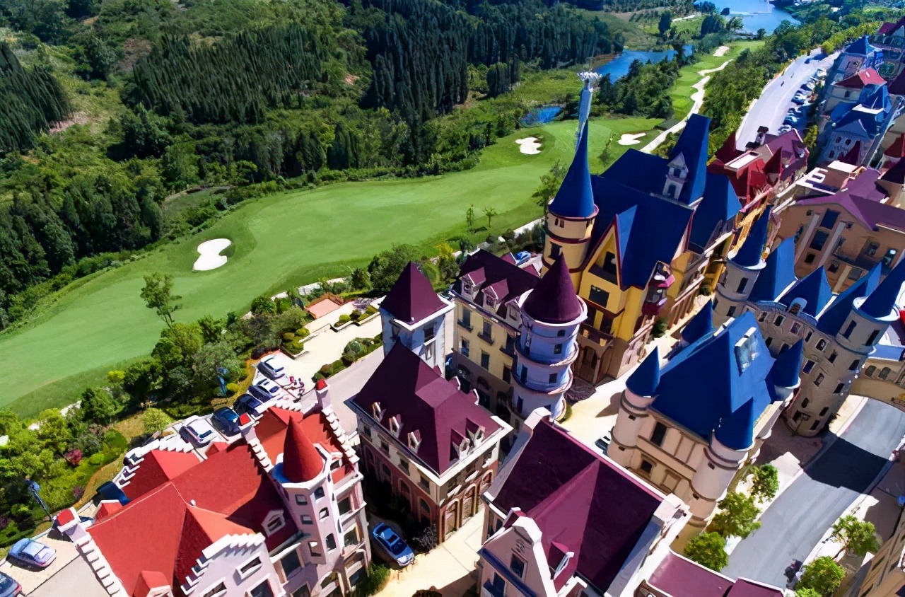 曲靖金麟湾水上乐园，私人泡池，享受自然美景