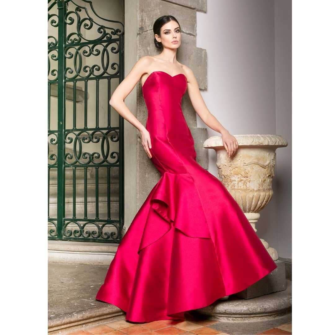 意大利球花莫妮卡,与莫妮卡贝鲁奇齐名的意大利美女