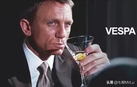 007史上最全酒单：撩妹，还得看《007》，因为哥喝的不是酒，是情