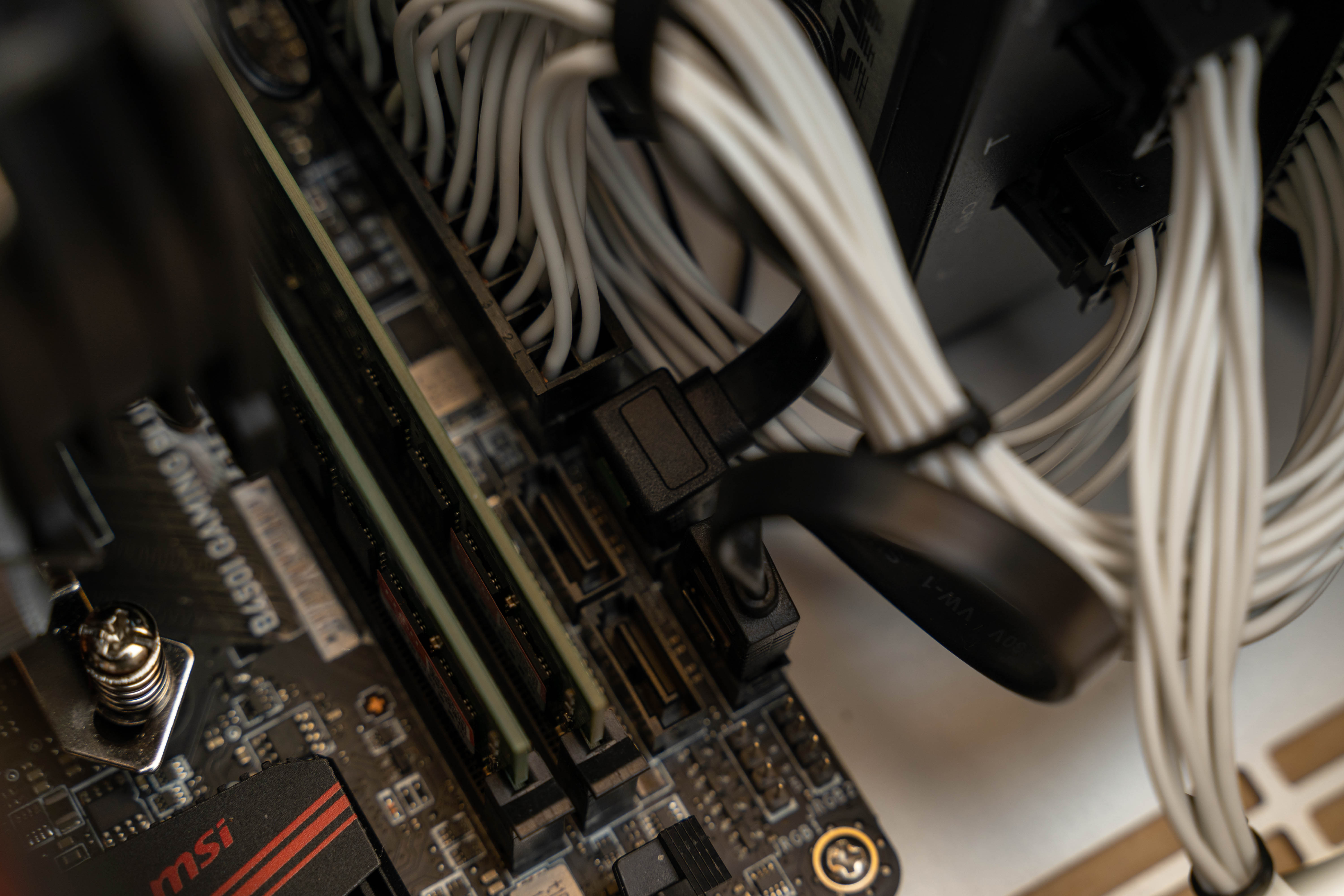 东芝铠侠固态硬盘评测,东芝铠侠固态是几线品牌