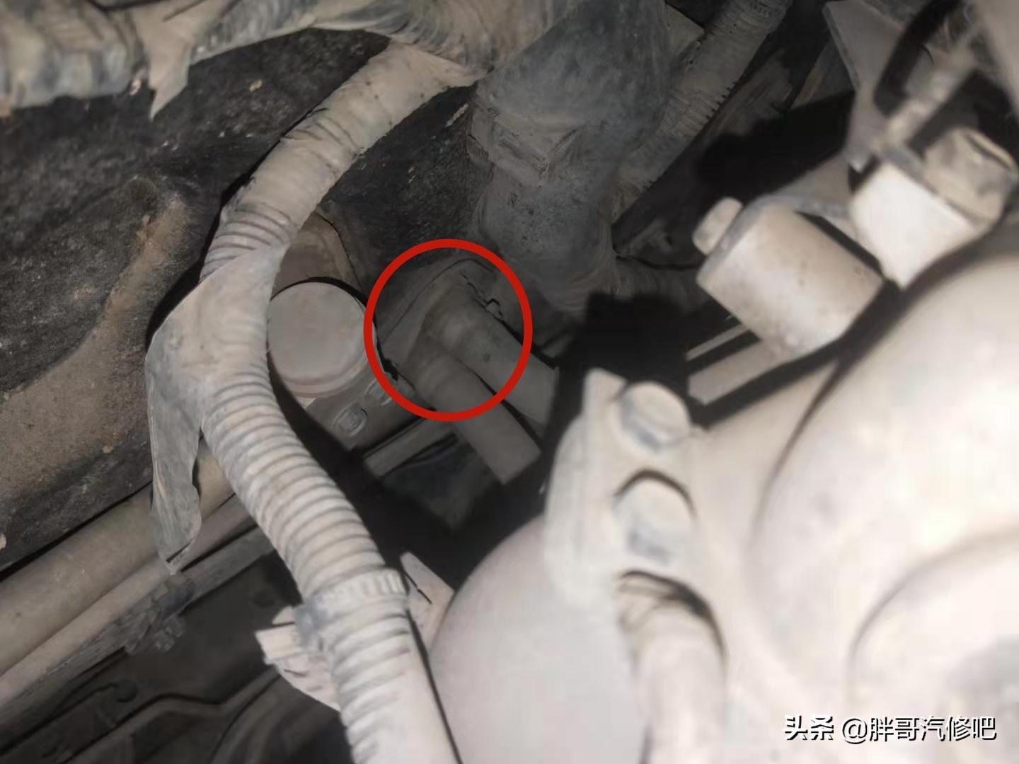 暖风防冻液怎么清洗,更换防冻液需要清理暖风水箱吗