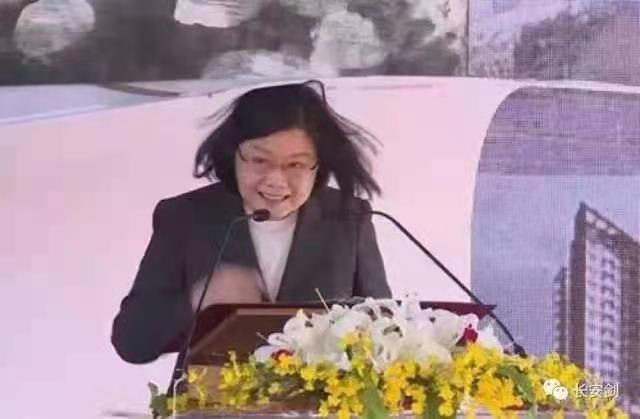 台当局有苦说不出,美国非但不给疫苗,还对台湾抡起关税大棒