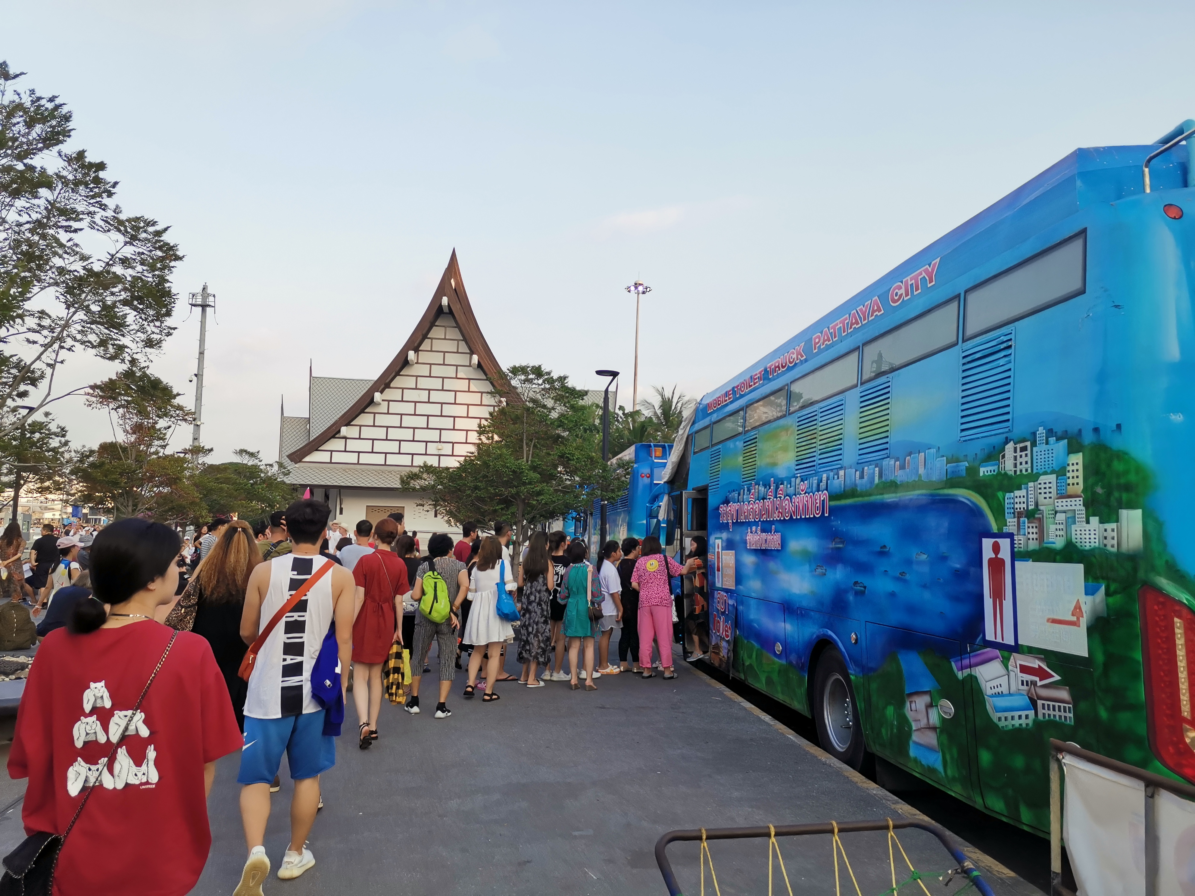 去泰国旅游要提前多久办护照,去泰国玩需要旅程计划表吗