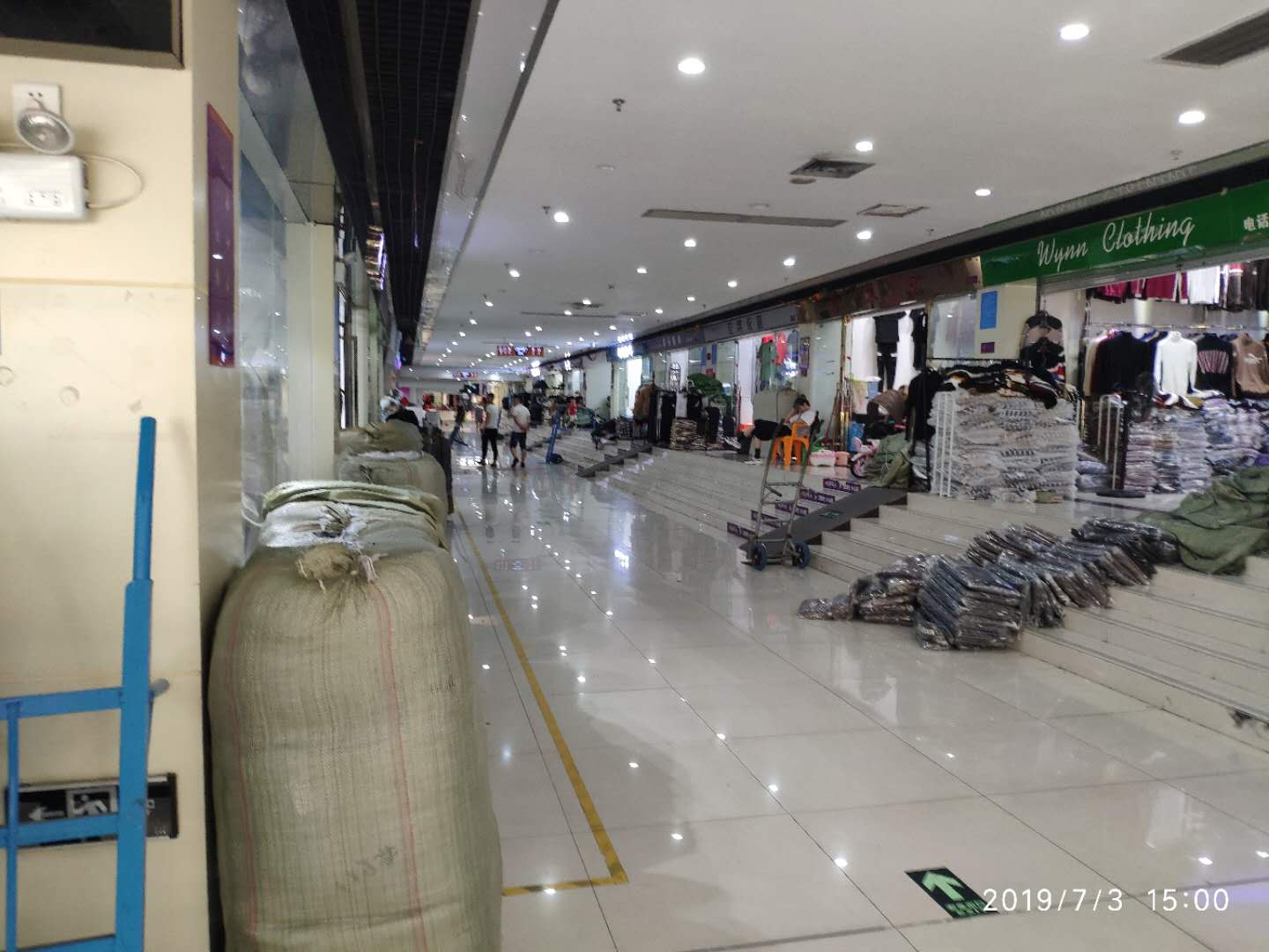 服装生意进货攻略,服装行业有哪些进货渠道