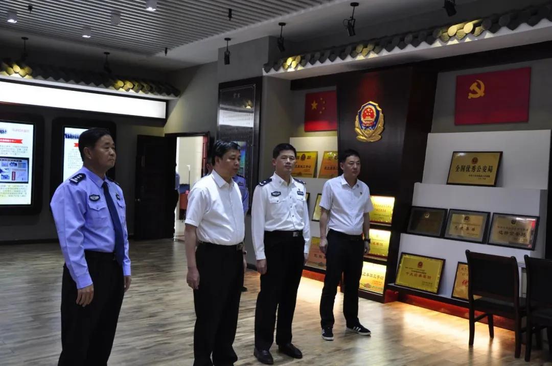 “两名涉嫌强奸的民警”惊动了南下的中央督导组