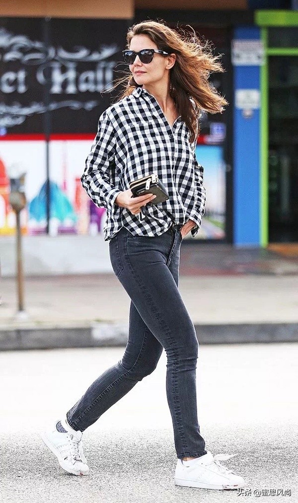 杨幂穿的球鞋,今年最火鞋子杨幂穿