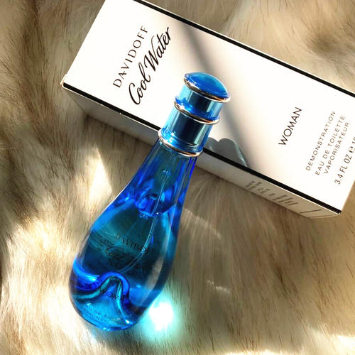 清新一点的有夏天味道的香水推荐,夏天用很清爽的一款香水