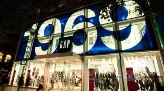 四大服装品牌优衣库,除了优衣库ur还有哪些店铺