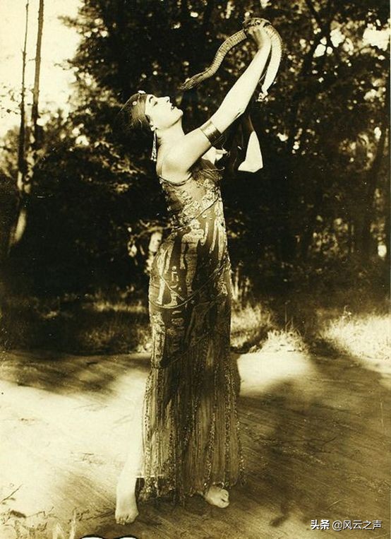 西方的人物和组织(4):爱德华·伯内斯|CHS