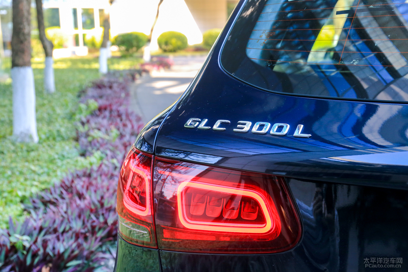 奔驰glc300l动感型第一视角,实拍了解2020款奔驰glc300