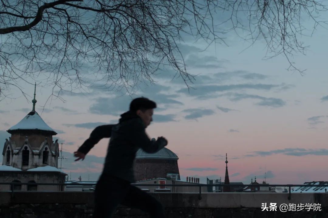 每天跑步5公里一个月身体的变化,每天晚上跑步一个月后有什么变化