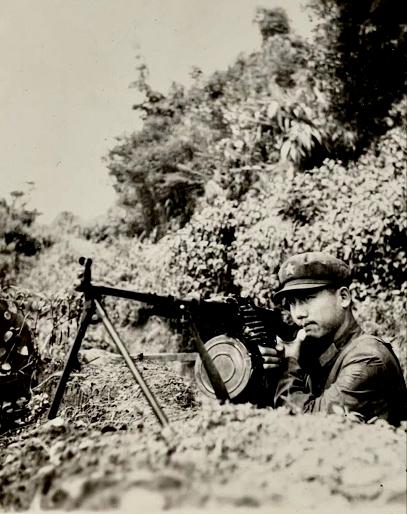 记忆老兵,老兵唤醒记忆感动全场