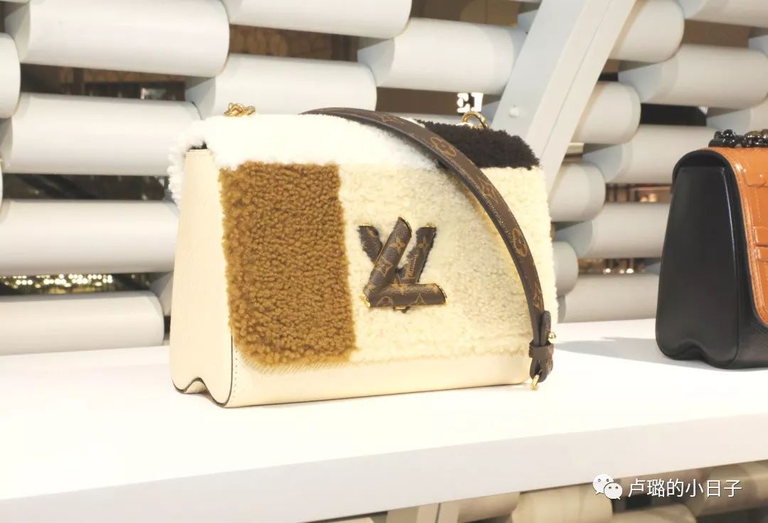 2019女士必入手包包排行,中年女性包包冬季新款