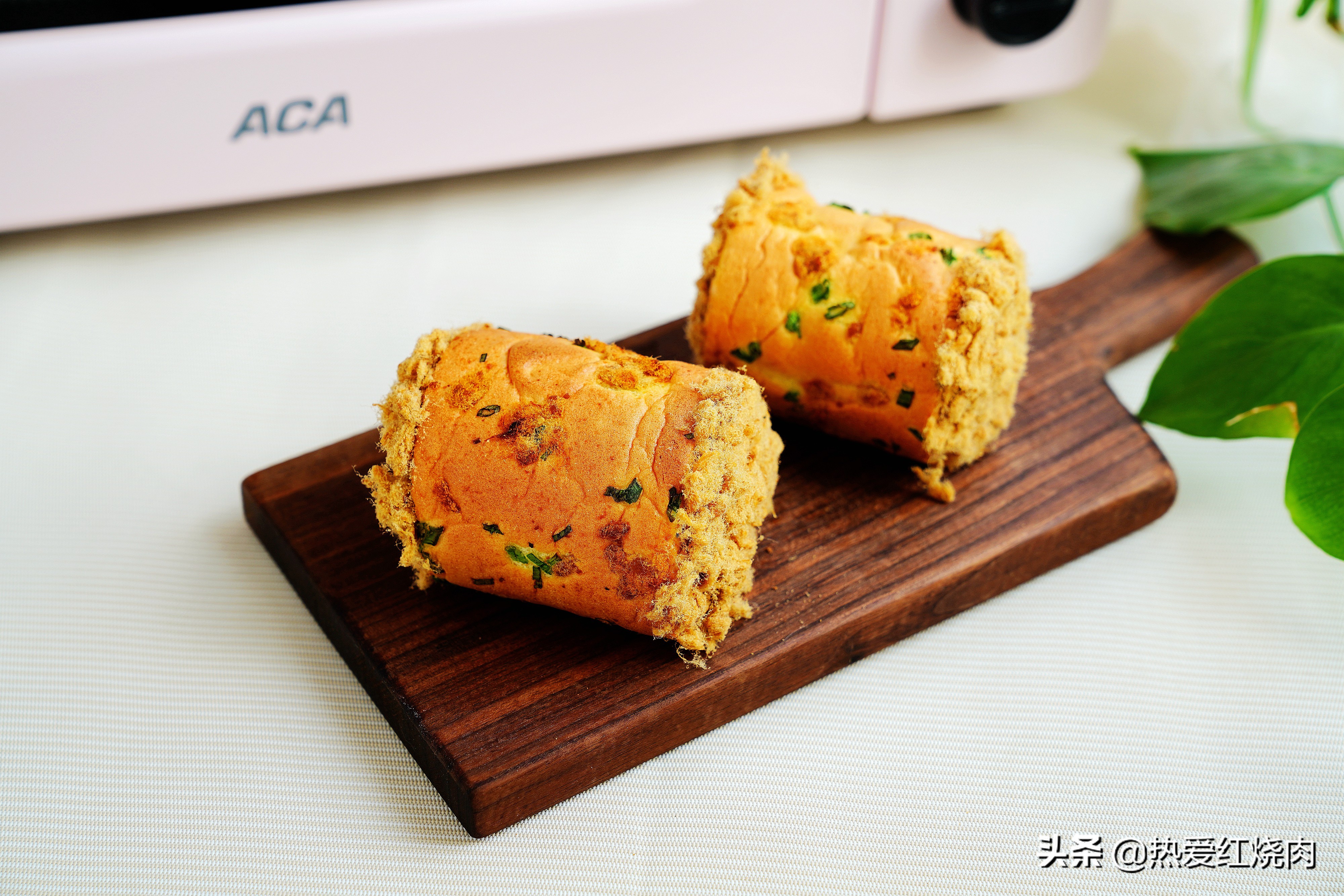 为什么做的蛋糕卷皮会粘,蛋糕卷烘焙技巧8大问题8个对策