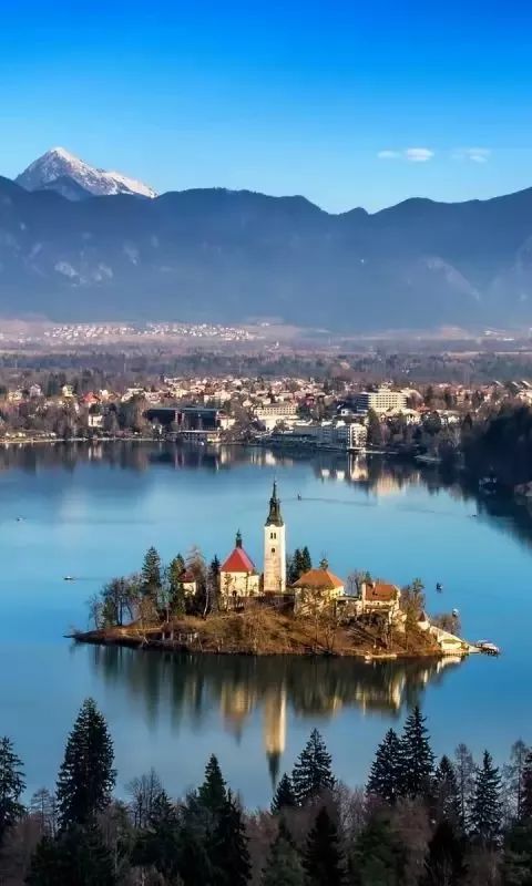 网友评出全球最值得去的50个地方,cnn评世界十大绝美旅行地