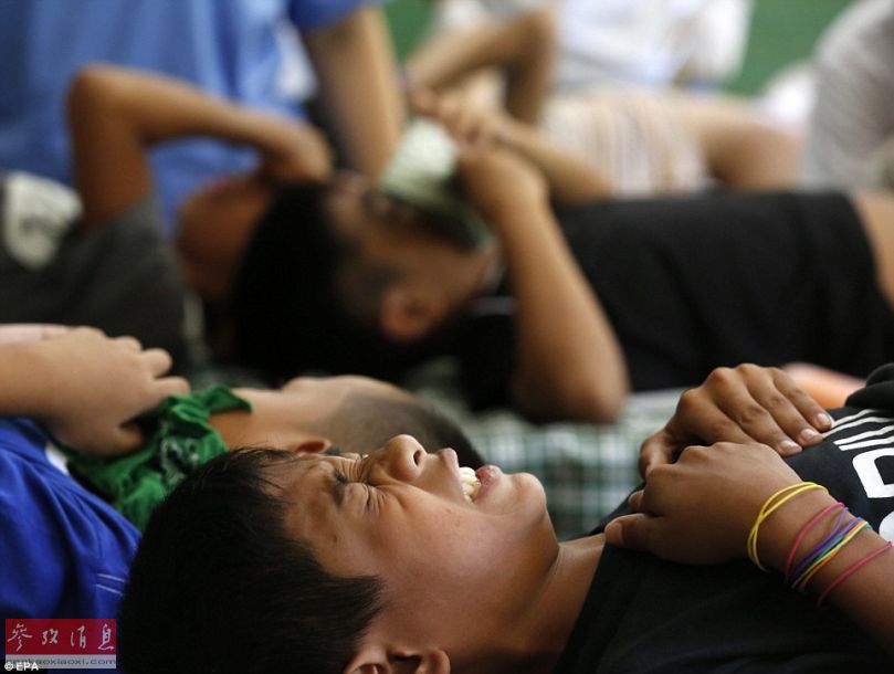 *暴强**、割礼、逼婚的沙漠之花：对女性不公的“割礼”说“不”