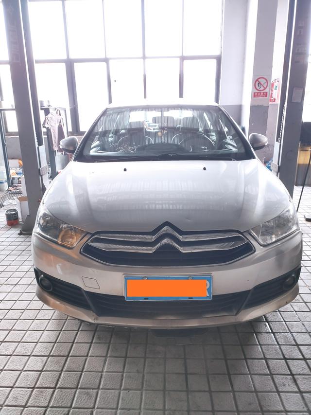 雪铁龙世嘉底盘异响,雪铁龙世嘉底盘尖锐异响