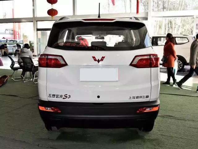 五菱宏光菱珑上市,国六五菱宏光最低多少钱