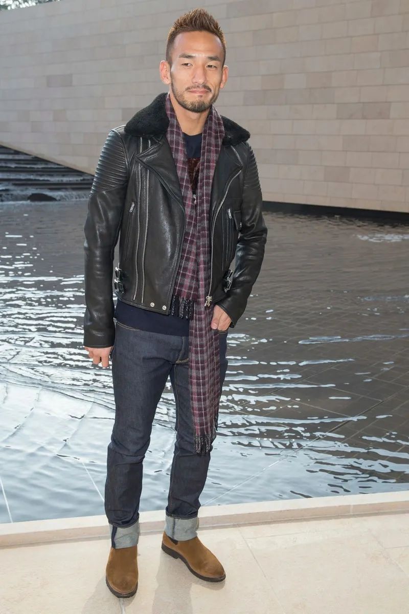 175cm的中田英寿，亮相时装周穿成165cm，但气场很强大