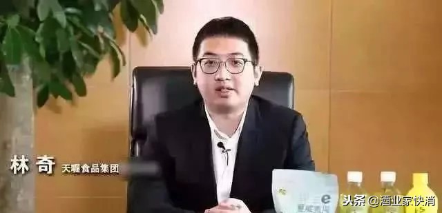 一样是富二代，王思聪在创造狂欢，他的小伙伴却……