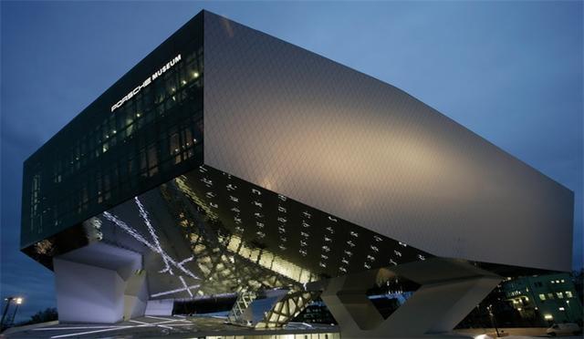 培养戈麦斯拉姆的老牌强队，功勋主帅曾执教山东，因疫情无缘升级