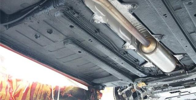 底盘装甲到底有什么用一定要搞么,底盘装甲真的很重要吗