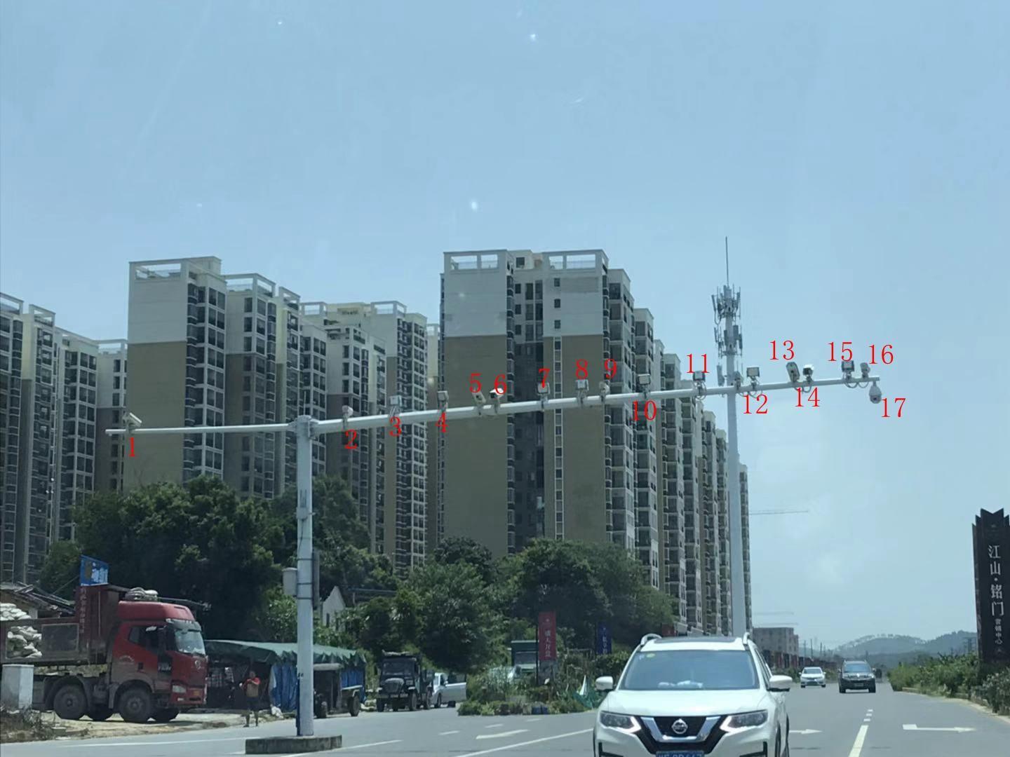 回趟合浦上百个摄像头拍下了我的微笑，实现了“明星梦”