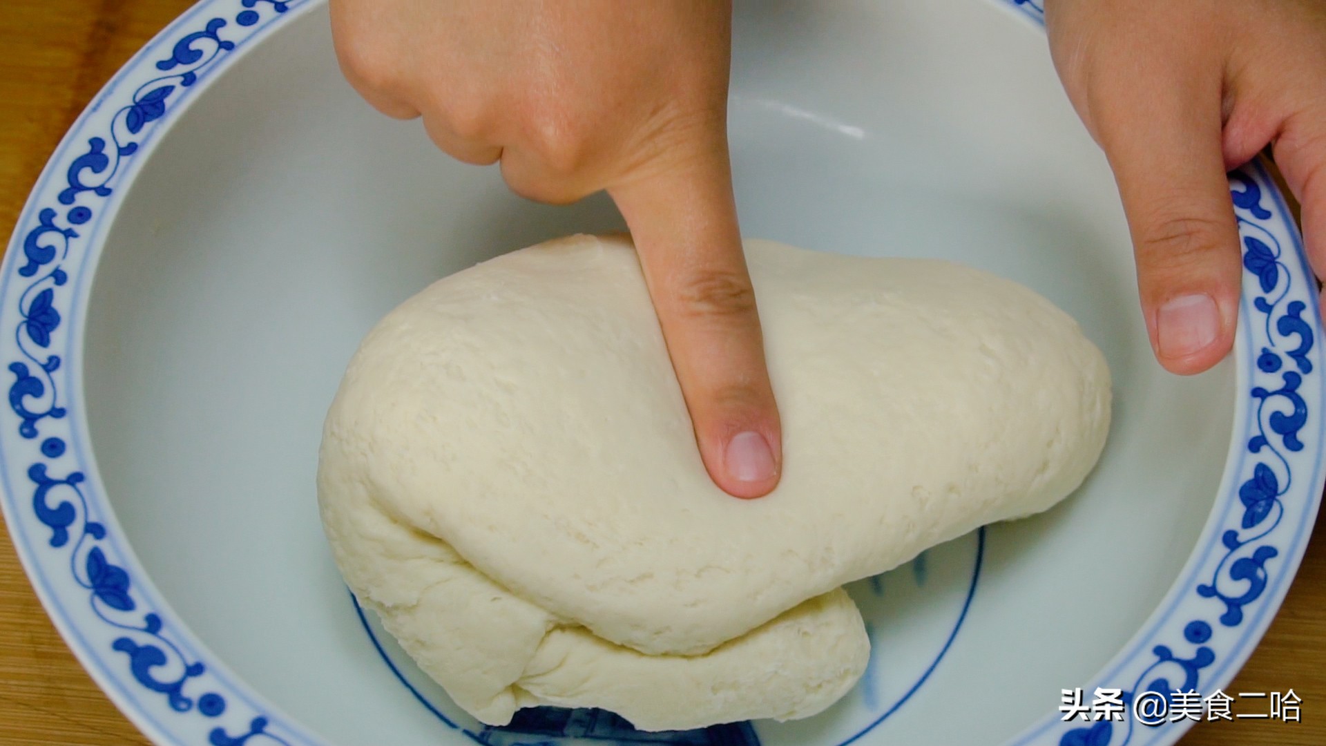 鸡蛋灌饼好吃的做法小视频,鸡蛋灌饼五分钟轻松搞定