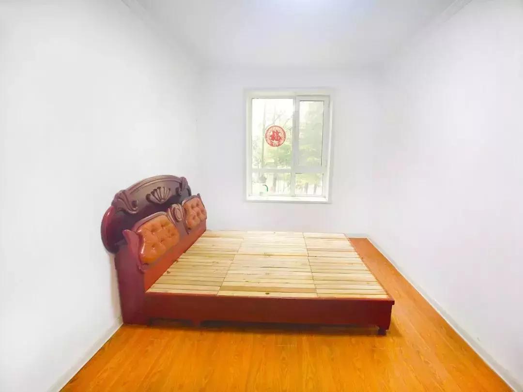 潍坊高新区楼市优势,潍坊高新区180平方房子8000多的