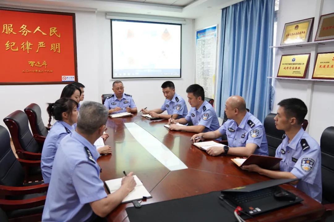 【碚警先锋——奋进新时代榜样在身边⑫】王旭：忠诚守净土真情捍民生