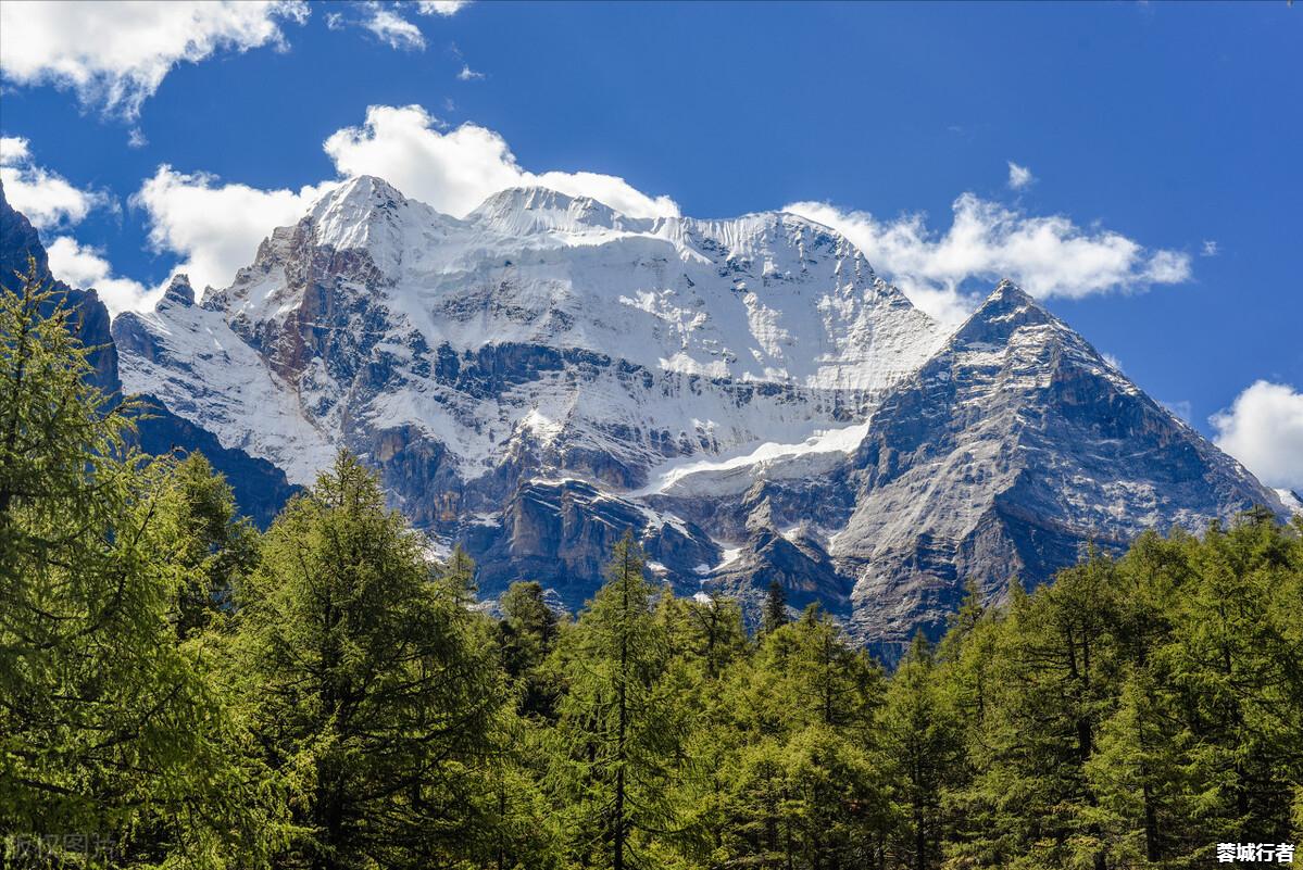 四川最壮观的山脉风景区,四川境内五大高山