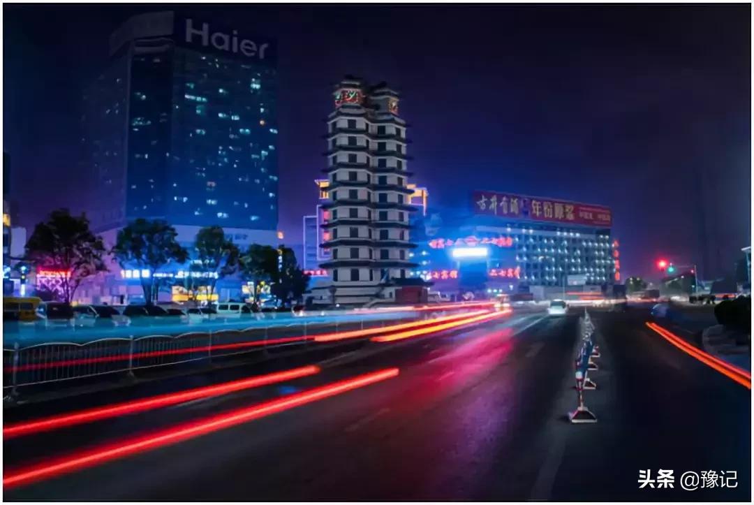 郑州十年的变化,郑州78岁老人为变年轻花30万