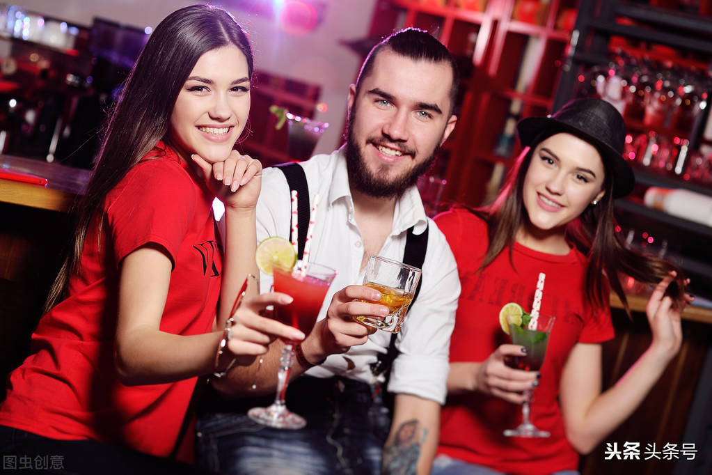 男朋友和我妹妹关系很好怎么办,男朋友和我妹妹关系好正常吗