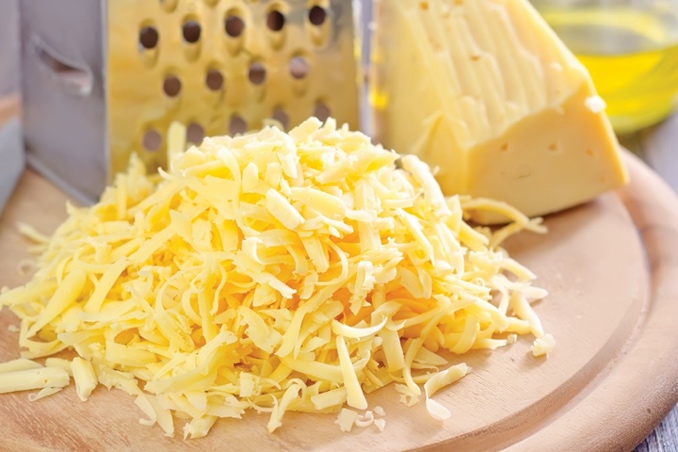 一岁多孩子喝奶粉营养够吗,一岁多小孩喝奶粉有营养吗