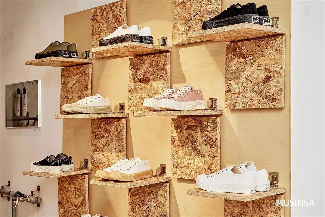 国产帆布鞋哪个品牌比较好,哪个品牌的帆布鞋最舒服透气