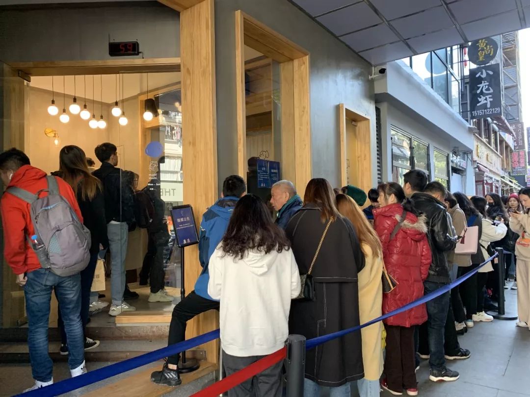 周杰伦同款奶茶被炒到上千块一杯,周杰伦奶茶300元