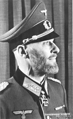 邋遢小伙变身帅气型男片段,邋遢大叔重生后变成肌肉型男