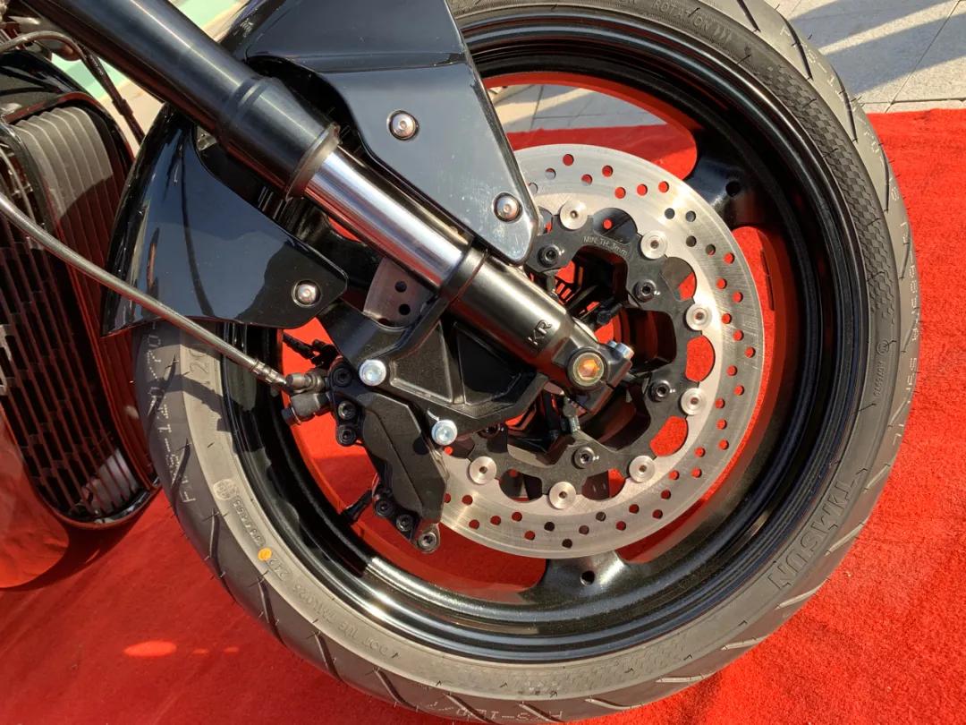 进口版轻骑大韩gv650评测,大韩轻骑gv650新款