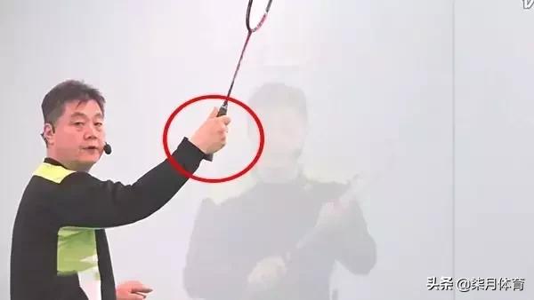 反手握拍手腕会受伤吗,横拍反手握拍手指用力