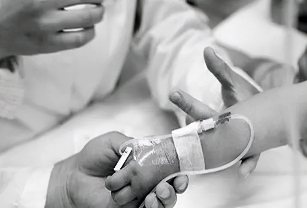 脑瘫小伙只有75却人生开挂,75岁脑瘫儿子