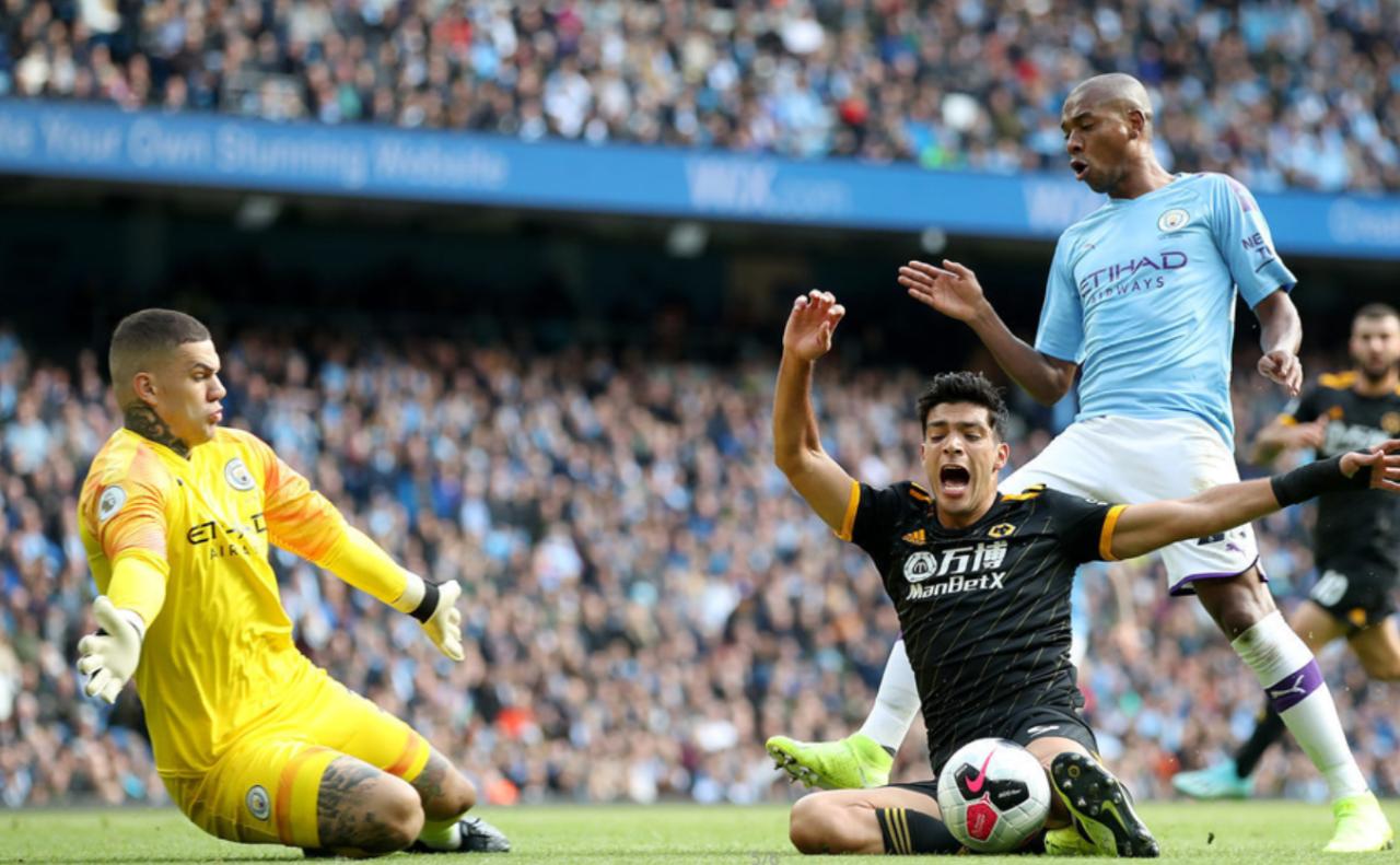 英超狼队翻盘,英超曼城队破纪录了吗