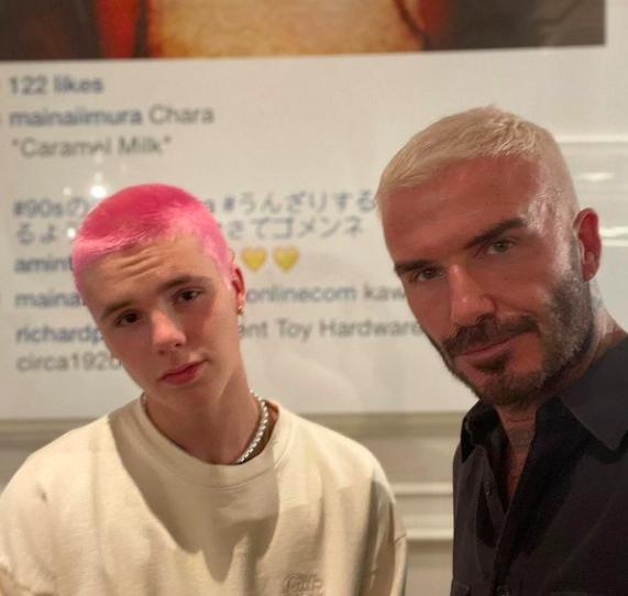 发型的重要性堪比整容！贝克汉姆染金发扮小鲜肉，俩儿子贼像贝嫂