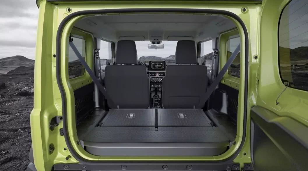 铃木吉姆尼第一视角试驾,铃木吉姆尼进口越野攀爬视频