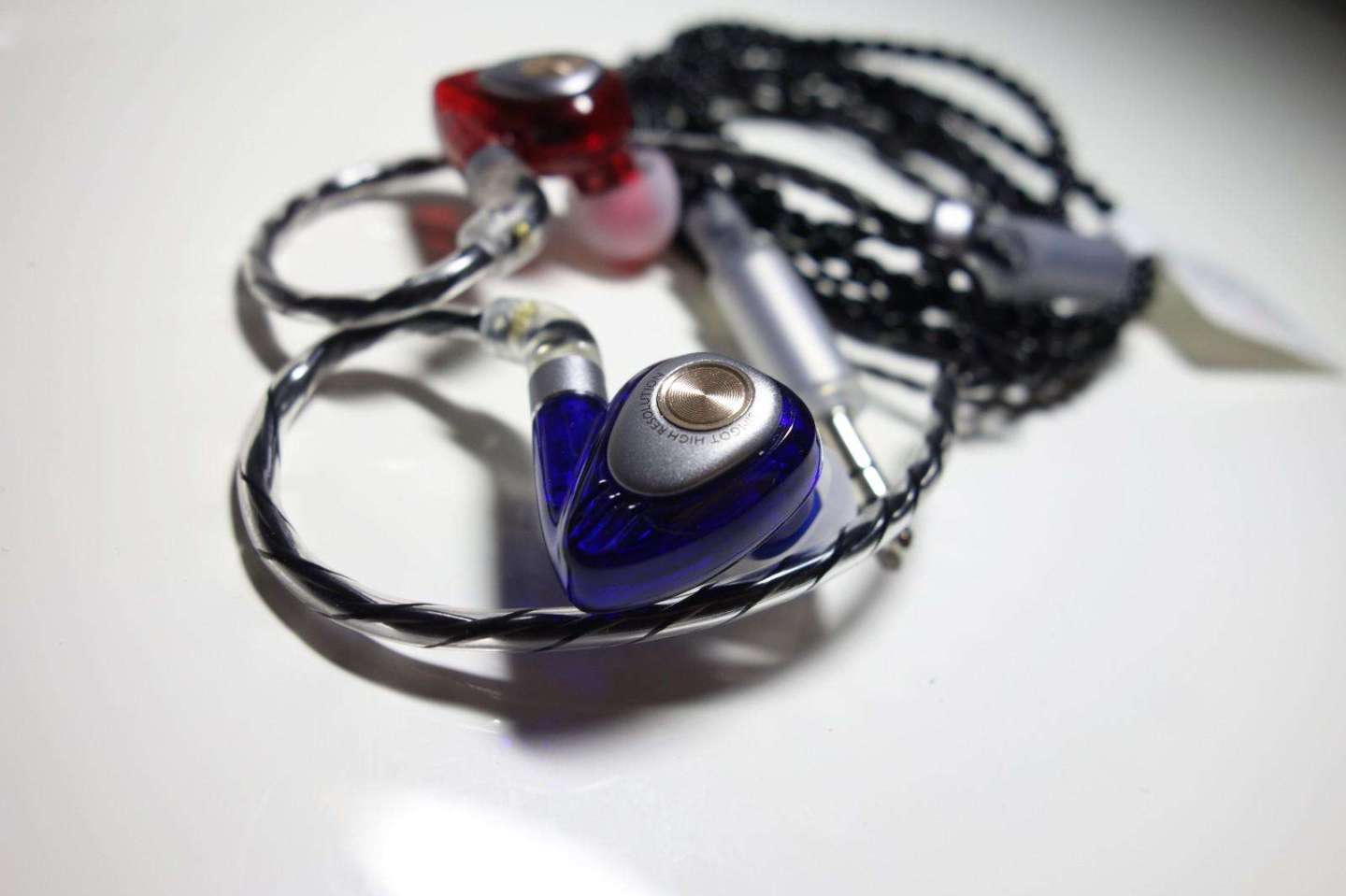 2020超史诗收藏：茫茫机海寻觅“女毒”横跨全年HIFI典藏名录