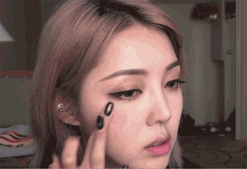 泫雅小野马2019,小野马泫雅街拍