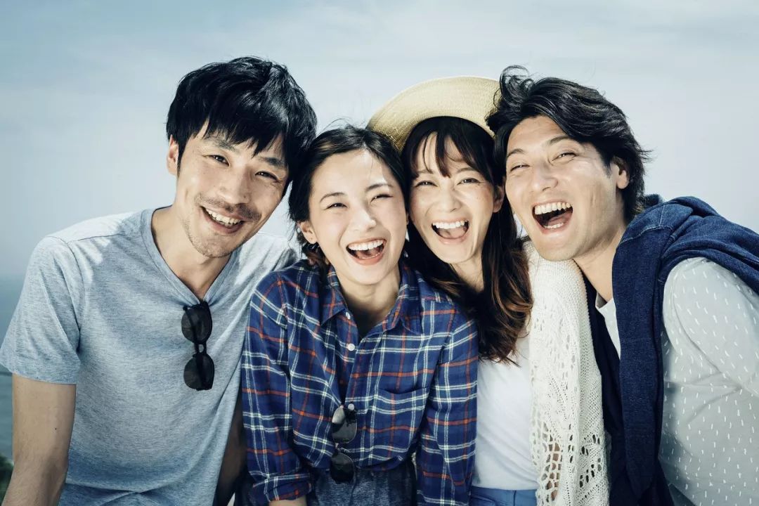 那个老找我聊天的好友，被我拉黑了，早点远离一直消耗你的人