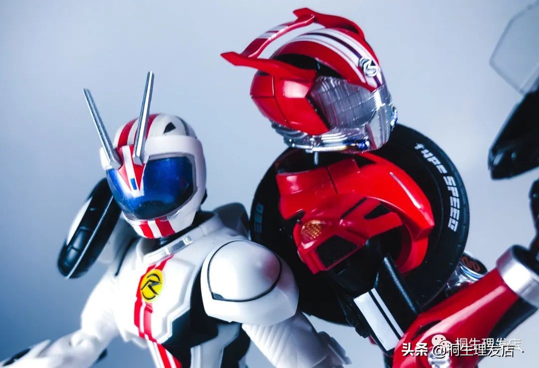 座驾最贵的假面骑士！假面骑士Drive驰骑shf测评